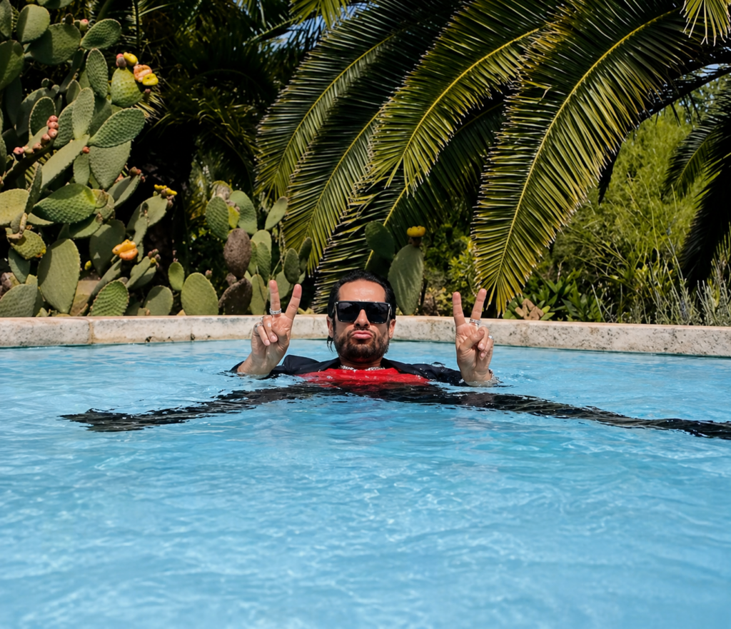 FERRY MALOZZE POOLBOY LLUCMAJOR VIDEODREH